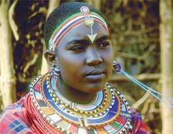 Ureinwohnerin Tansanias