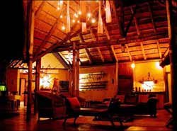 Individuell: stilvolles Ambiente in der Susuwe-Lodge